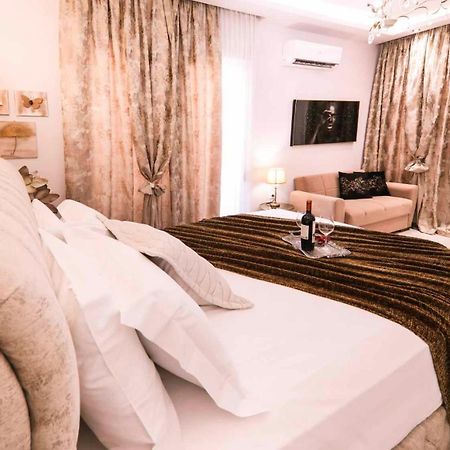 Goldenspace Exquisite Suite Near The Port ヴォロス エクステリア 写真