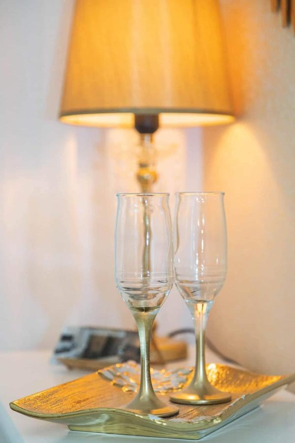 Goldenspace Exquisite Suite Near The Port ヴォロス エクステリア 写真