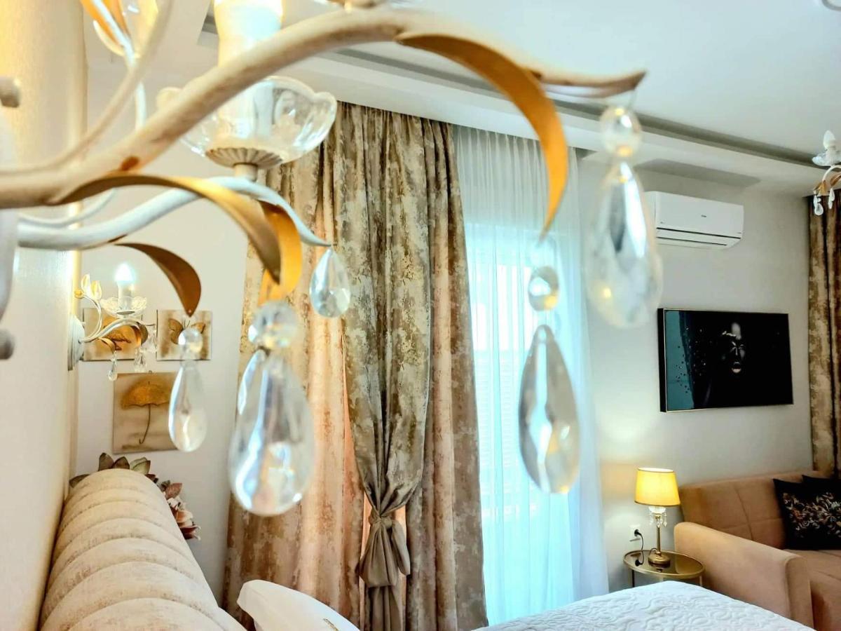 Goldenspace Exquisite Suite Near The Port ヴォロス エクステリア 写真
