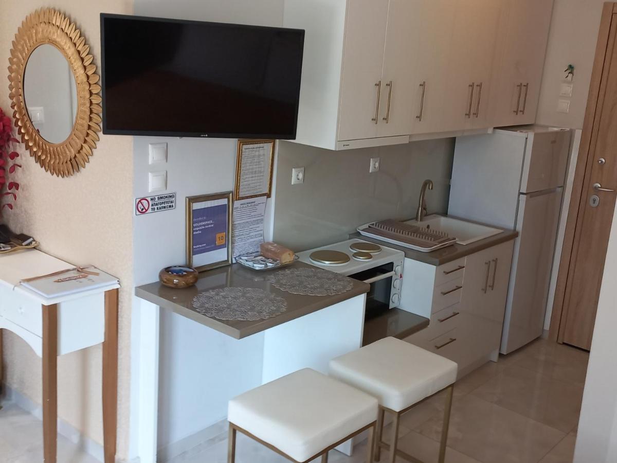 Goldenspace Exquisite Suite Near The Port ヴォロス エクステリア 写真