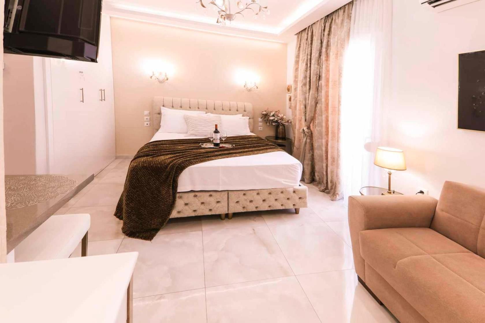 Goldenspace Exquisite Suite Near The Port ヴォロス エクステリア 写真